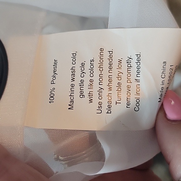 Shear curtains - Picture 3 of 3